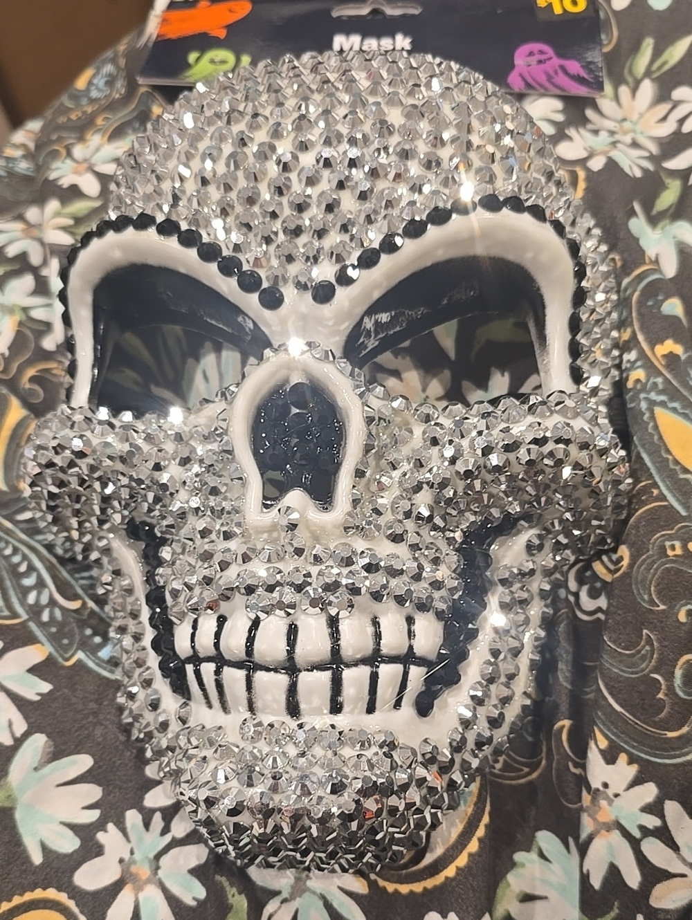 ❤️10/$13 Rhinestone Skull Mask - Silver Crystal Embellished